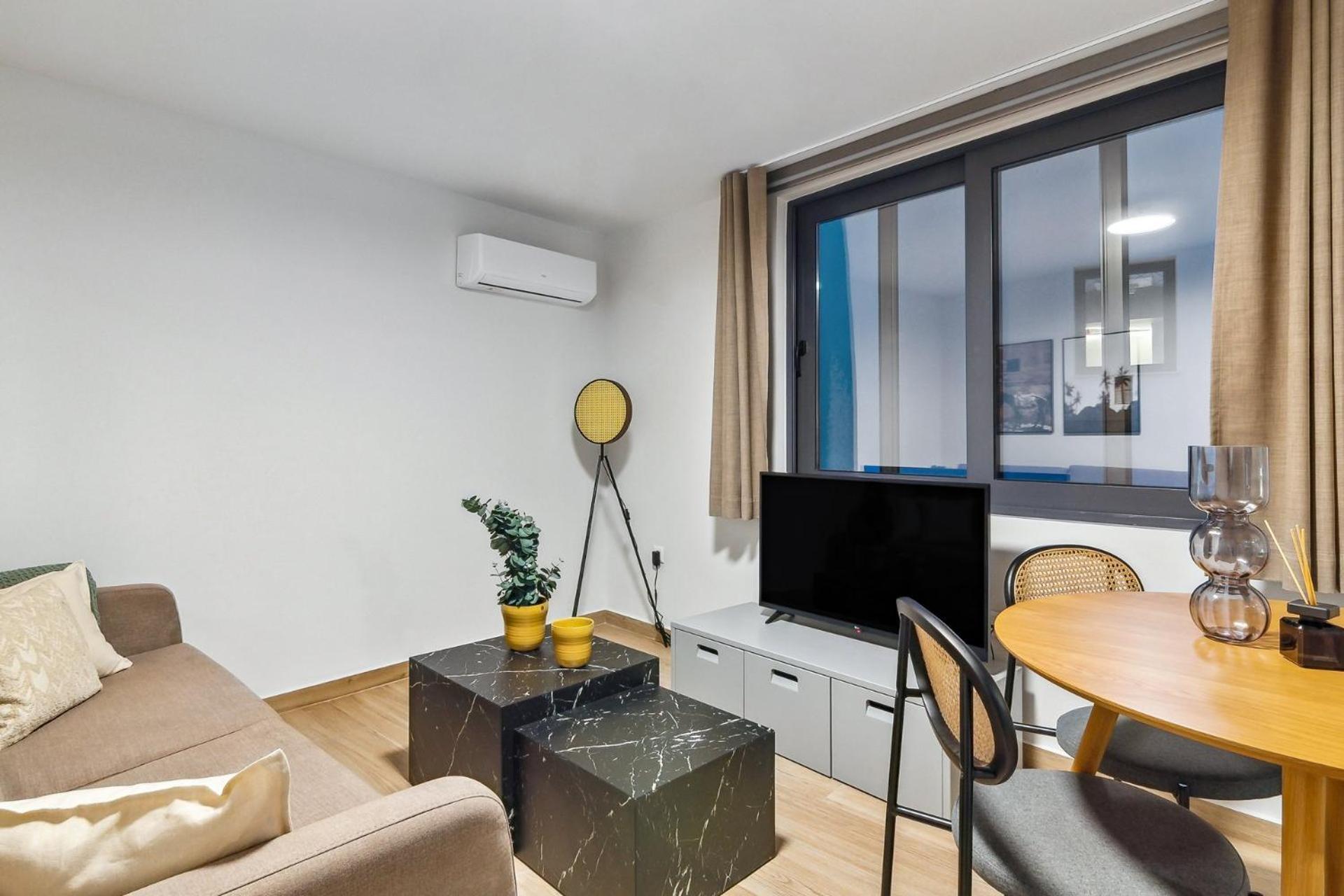 Limehome Athens Solonos City Center Oda fotoğraf